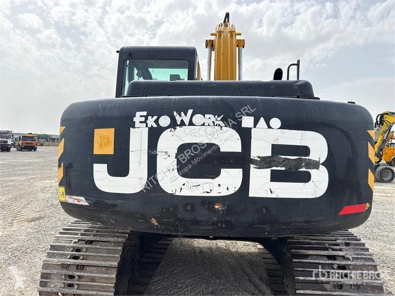 Екскаватор JCB