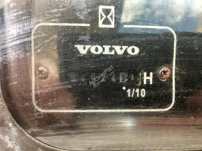 Экскаватор Volvo D