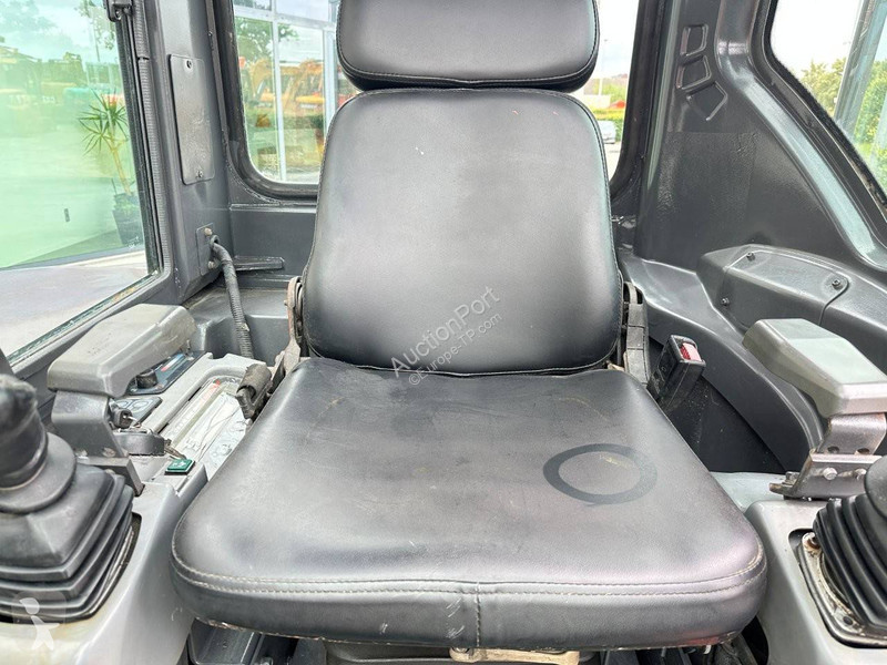 Экскаватор Kubota SZ