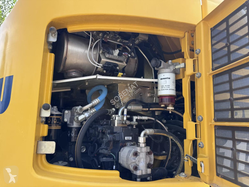 Escavadora Komatsu  PW118MR-11