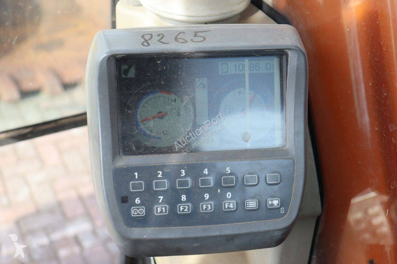 جرافة Hitachi