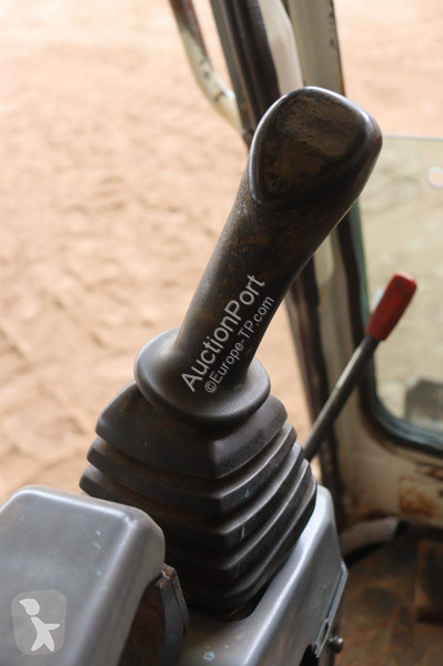 جرافة Kubota -3EU