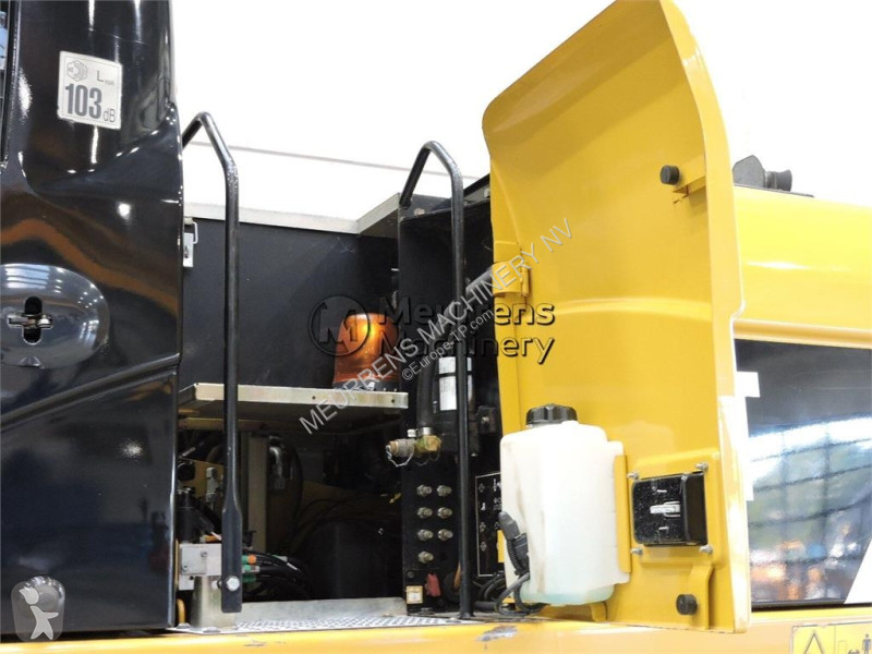 Skovel Caterpillar D