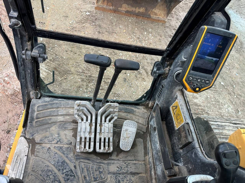 Pelle JCB LC