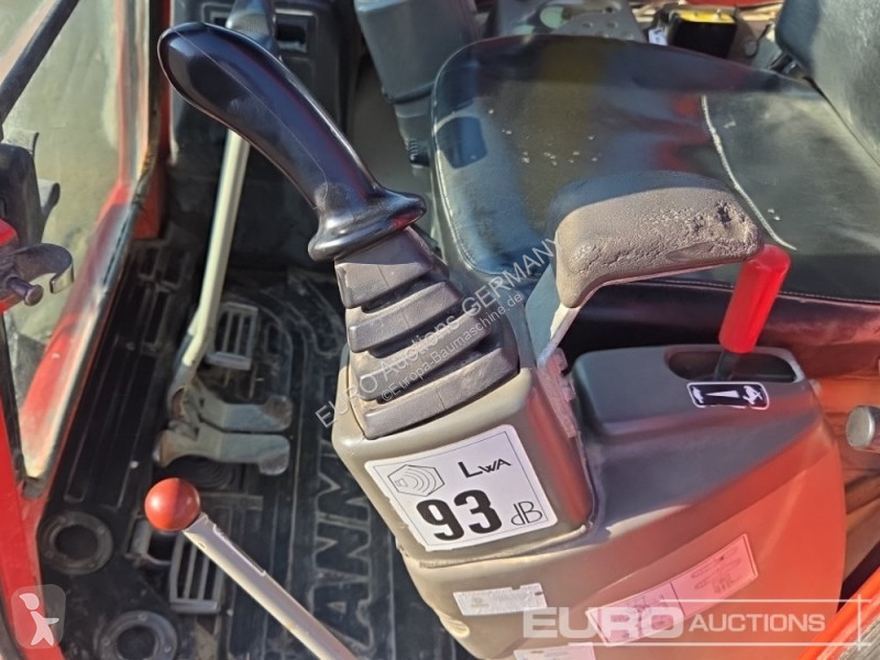 جرافة Yanmar ViO25-4
