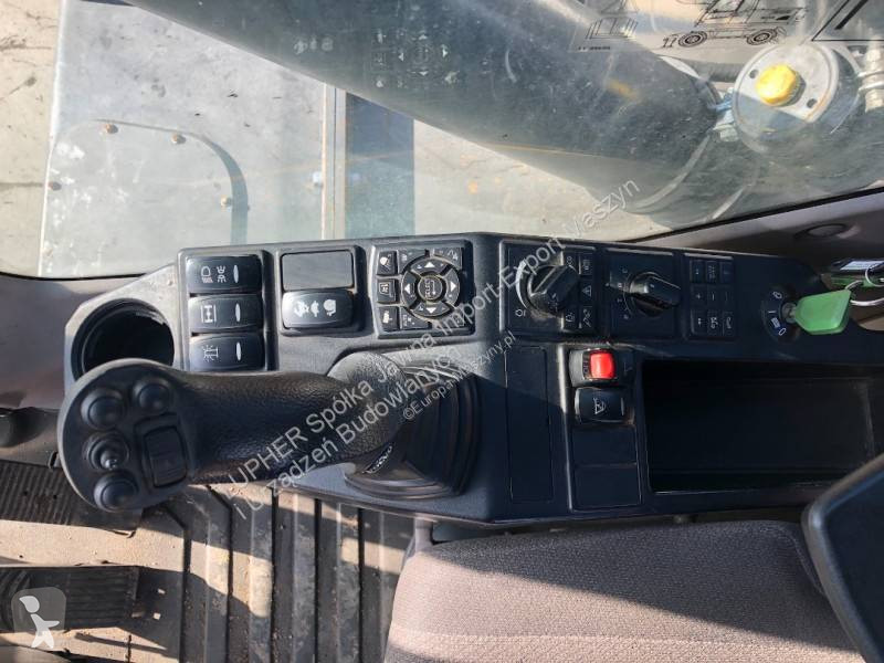 Escavadora Volvo EW240EMH