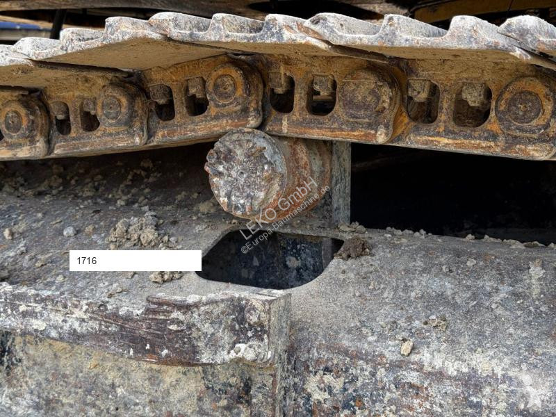 Escavatore Caterpillar C Mit Zwei Löffeln
