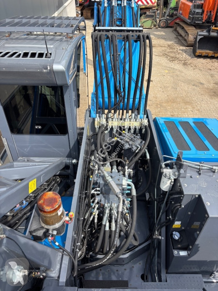 Excavator Fuchs F
