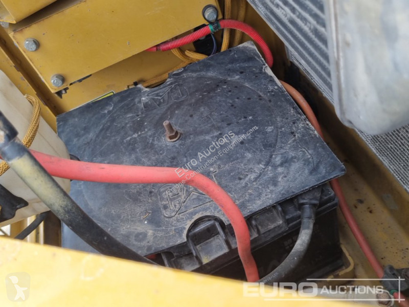Escavatore Caterpillar C