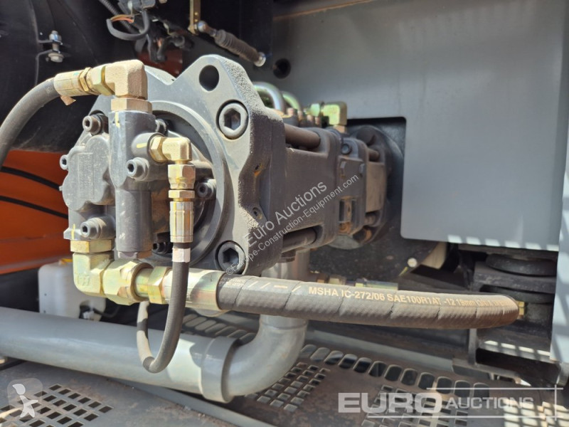 Escavatore Hitachi EX210LC-5G