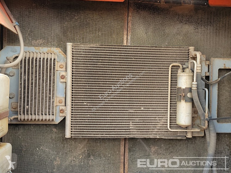 Escavadora Hitachi ZX210LC-3