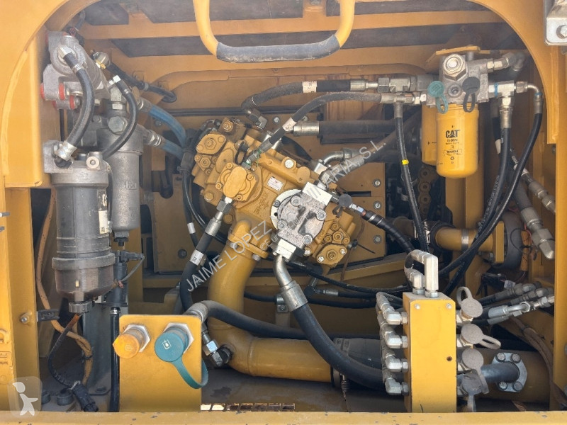 Escavatore Caterpillar EL