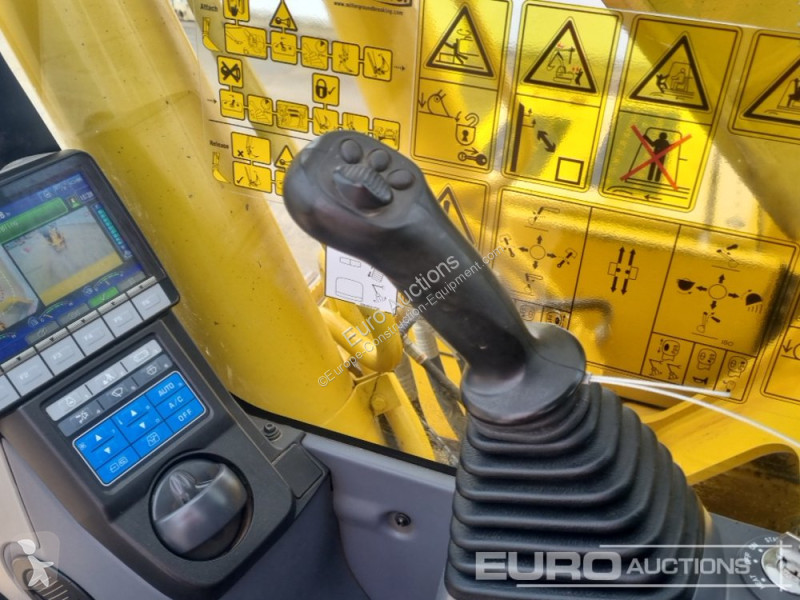 Excavator Komatsu -11E0