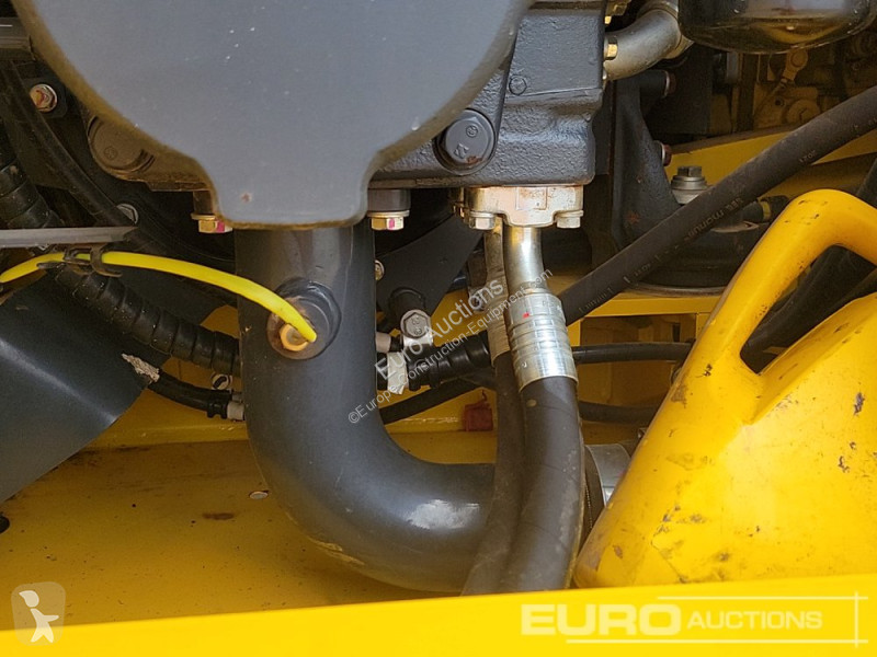 Excavator Komatsu -11E0