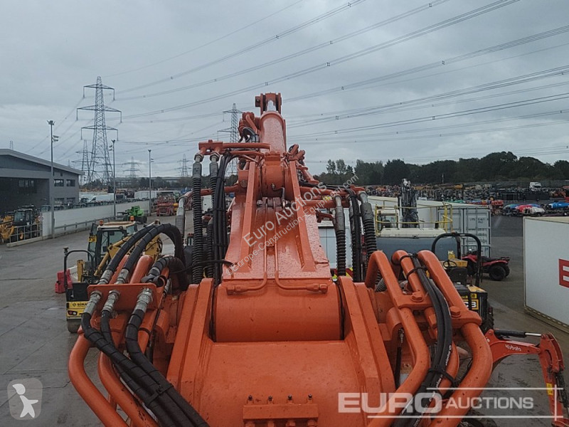 Lopatový nakládač Hitachi -6