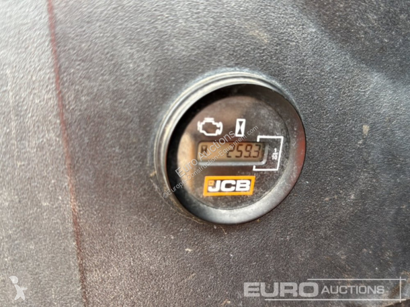جرافة JCB 16C-1