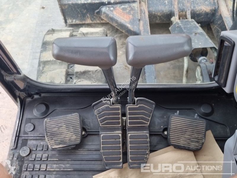 Escavadora Kubota KX080-4A2