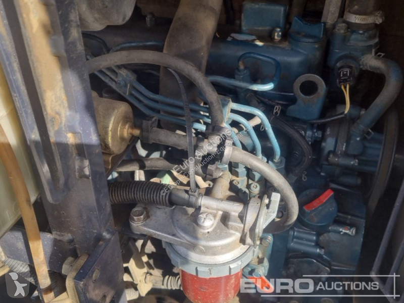 Lopatový nakládač Kubota KX71-3