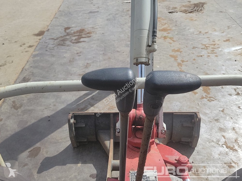 Graafmachine Takeuchi TB216