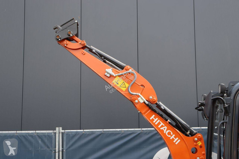 Excavator Hitachi ZX19-6 CR