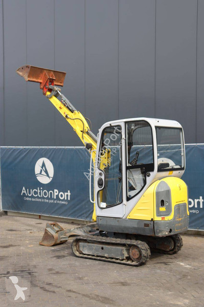 Escavadora Neuson 1404