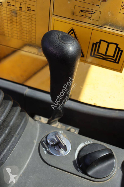Escavatore Komatsu MR-8