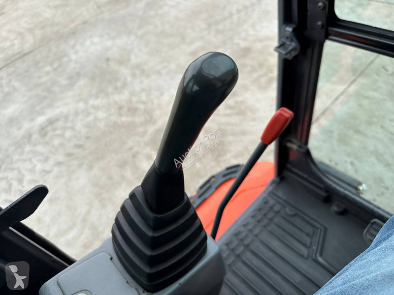 Escavatore Kubota KX155-5