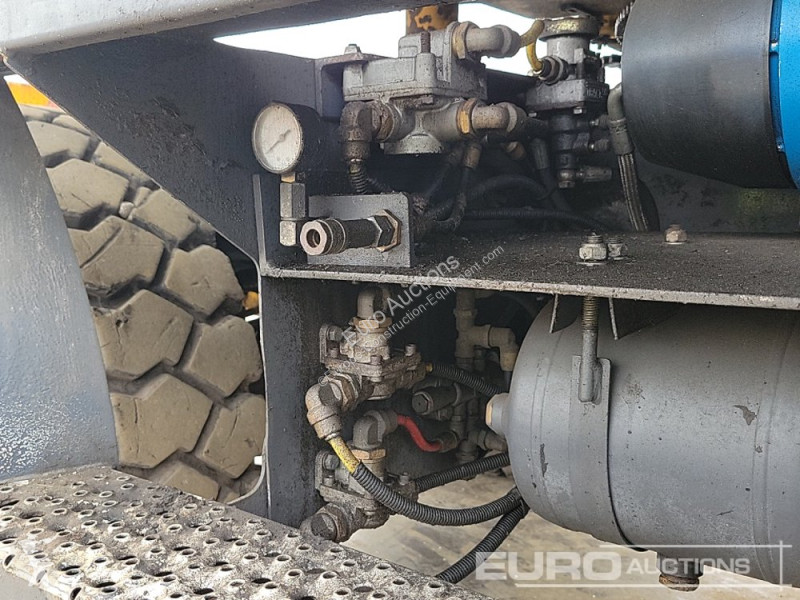 Escavatore Caterpillar