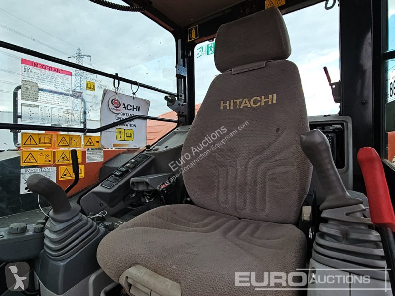 Escavatore Hitachi B-6