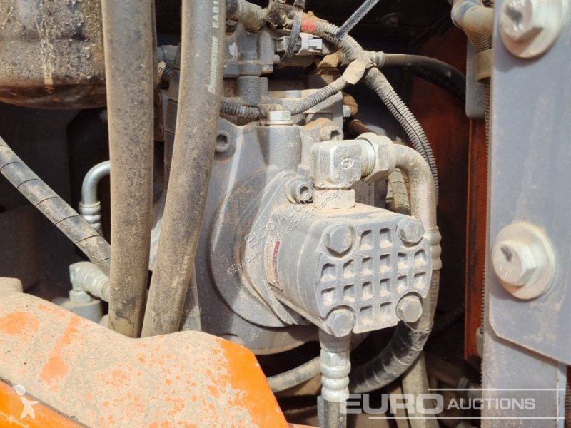 Excavadora Hitachi -6