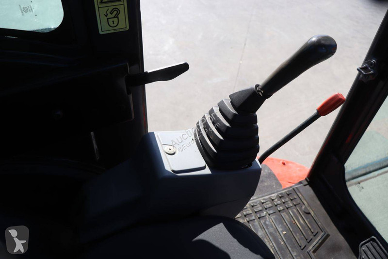 Excavadora Kubota KX155-5