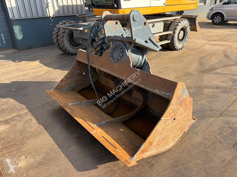 جرافة Liebherr A920