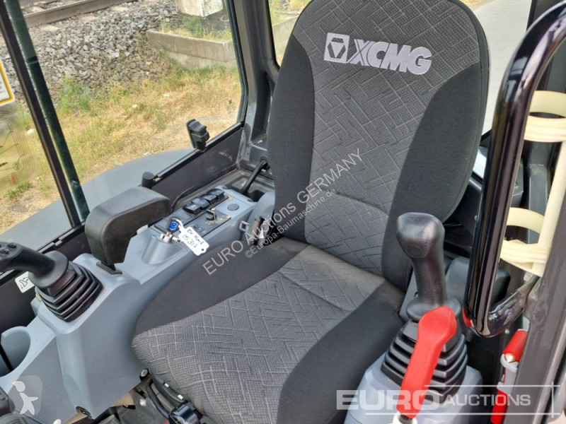 Rýpadlo XCMG (G401)