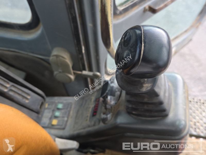 Rýpadlo Volvo