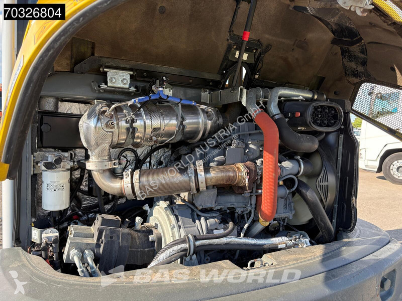 جرافة Wacker Neuson Powertilt