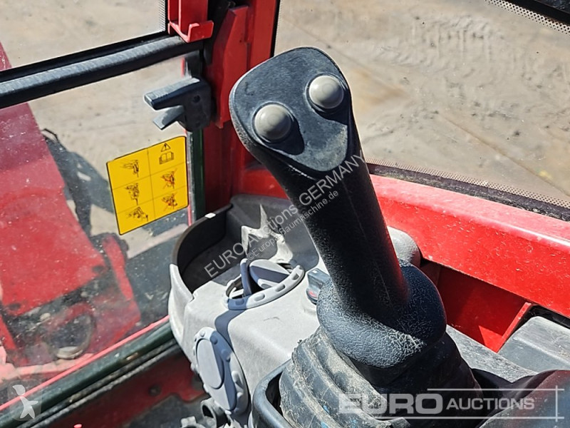 Экскаватор Volvo ECR25D