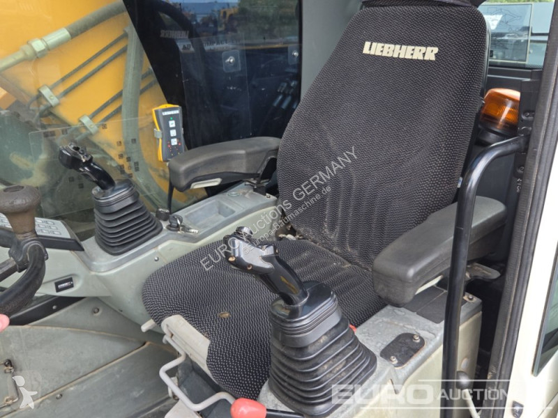 جرافة Liebherr A918