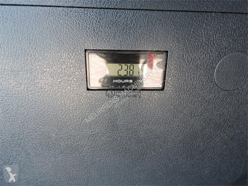 جرافة Hyundai HX160