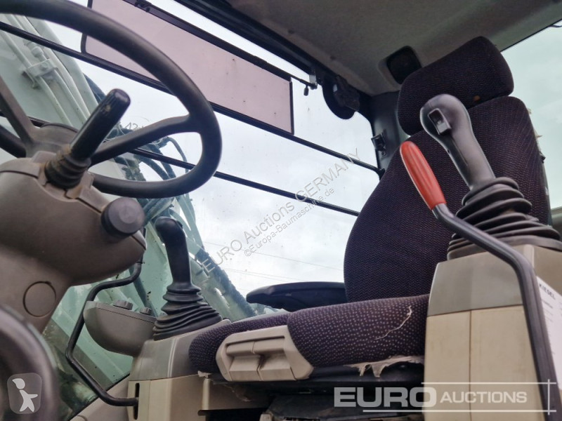 Pelle Hitachi ZX220W-5