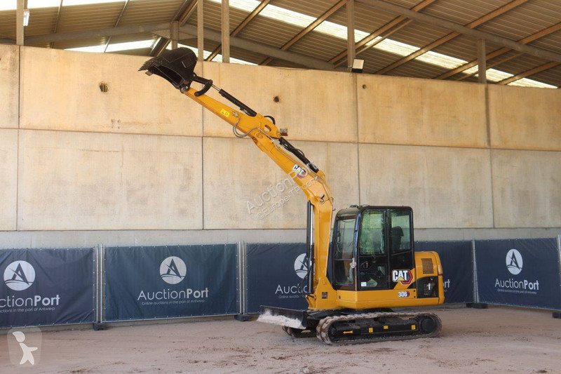 Excavator Caterpillar D