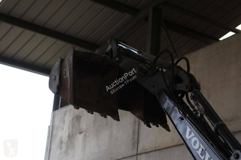Excavadora Volvo ECR50D