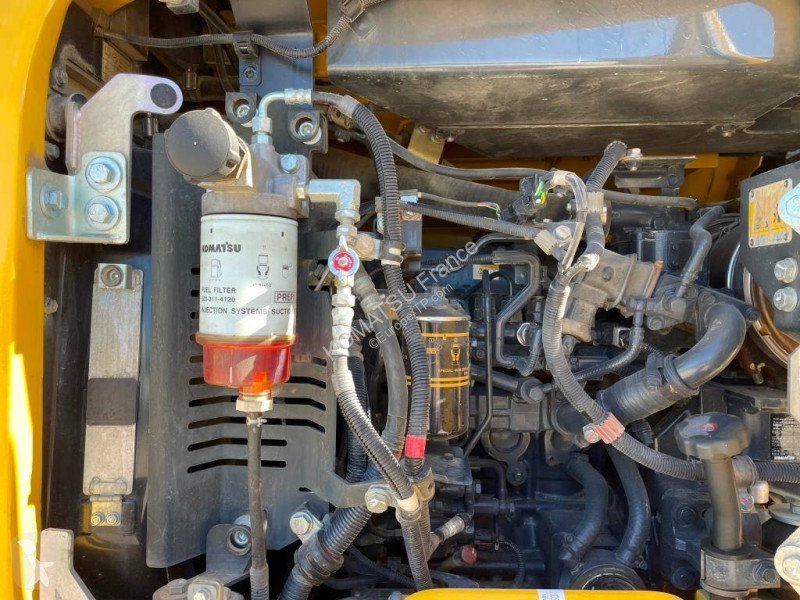 Excavadora Komatsu PW98MR-11E0
