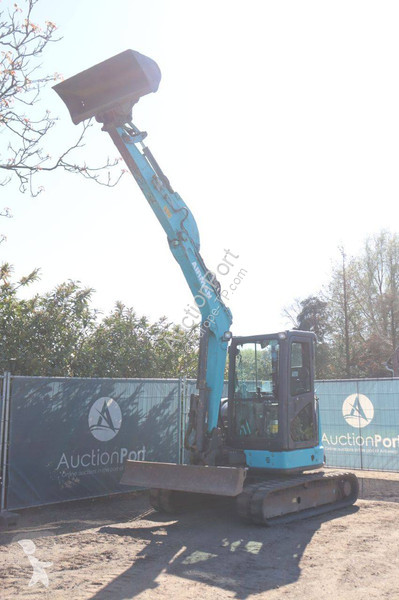 Excavadora Airman AX48U-6A