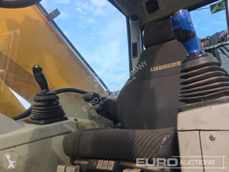 Excavadora Liebherr A904C