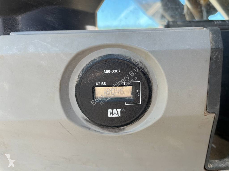 Graafmachine Caterpillar F UHD - 24 meter INCL...