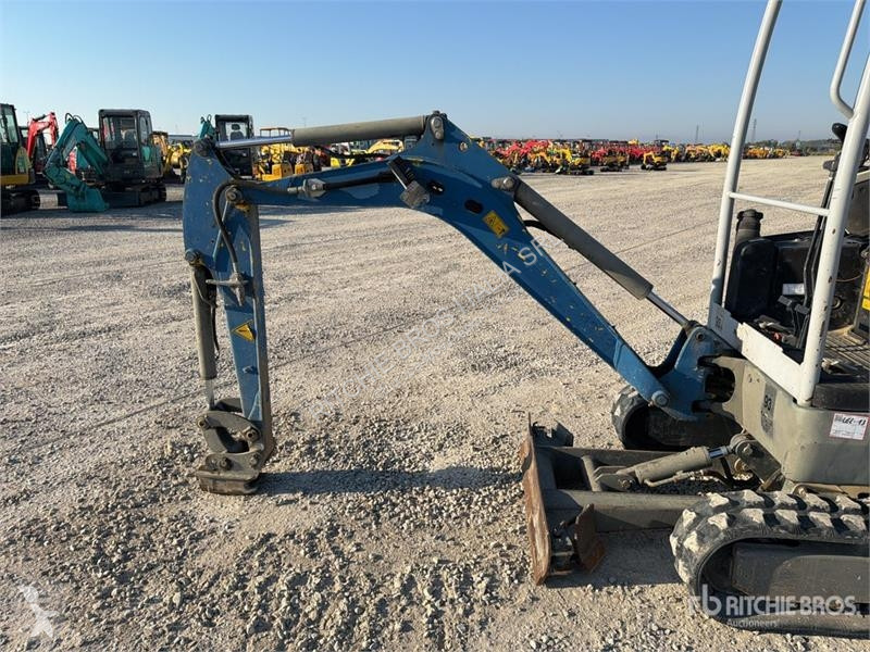 جرافة Neuson EZ17 Mini Excavator