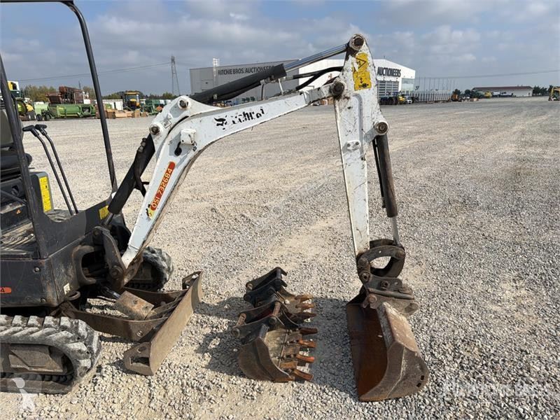Skovel Bobcat E17 Mini Excavator