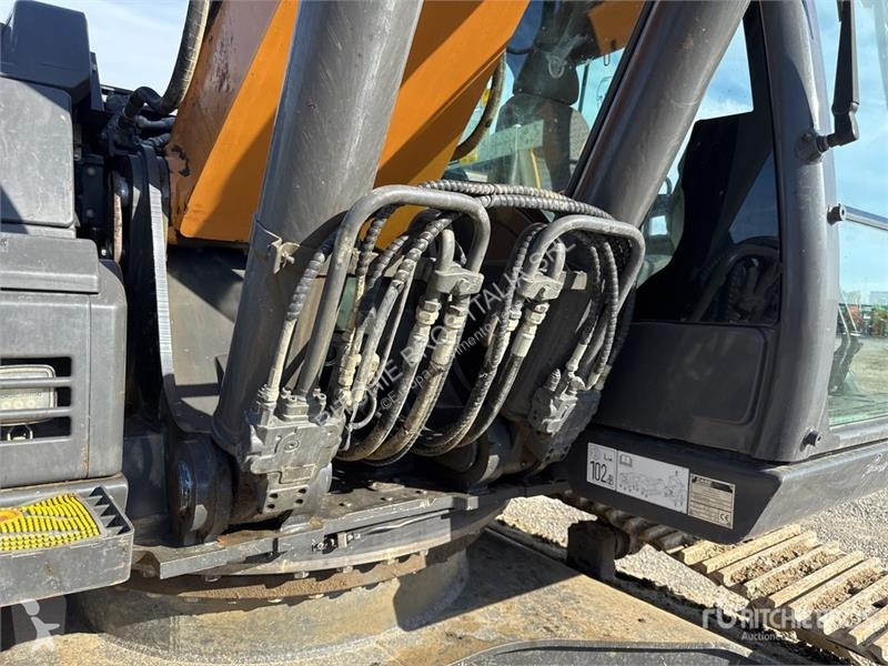 Skovel Case CX300D Tracked Excavator