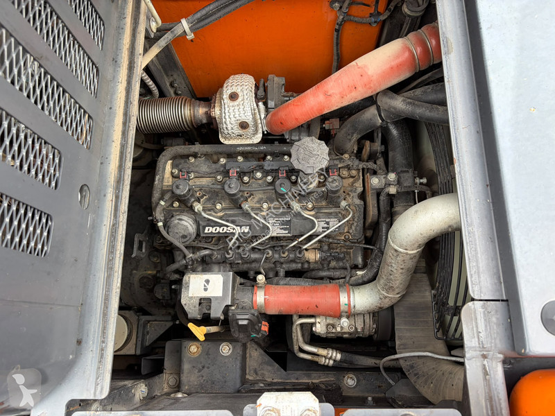 Skovel Doosan 7