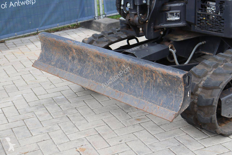 Skovel Yanmar ViO27-6